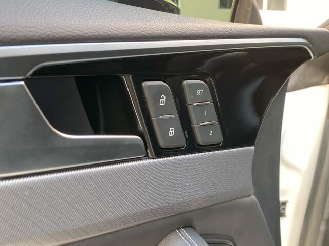 Белый Ауди А5, объемом двигателя 2 л и пробегом 8 тыс. км за 33490 $, фото 15 на Automoto.ua