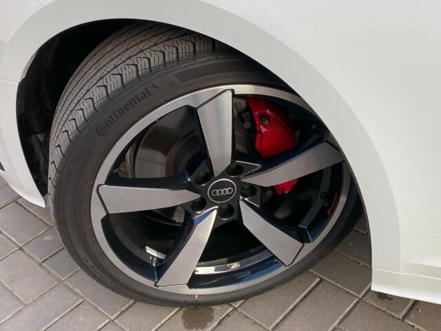 Белый Ауди А5, объемом двигателя 2 л и пробегом 8 тыс. км за 33490 $, фото 6 на Automoto.ua