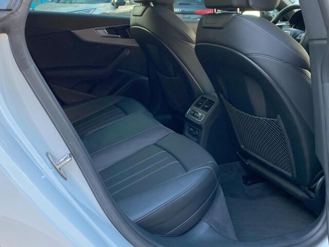 Белый Ауди А5, объемом двигателя 2 л и пробегом 8 тыс. км за 33490 $, фото 34 на Automoto.ua