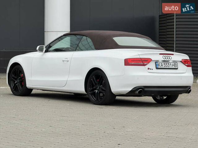 Белый Ауди А5, объемом двигателя 1.98 л и пробегом 227 тыс. км за 10500 $, фото 10 на Automoto.ua