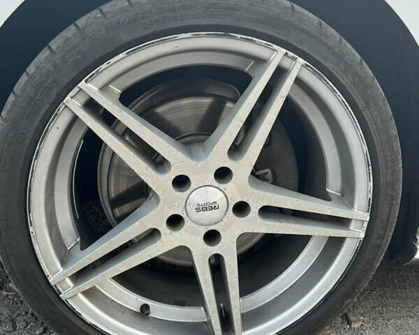 Білий Ауді A5, об'ємом двигуна 1.98 л та пробігом 138 тис. км за 12000 $, фото 9 на Automoto.ua