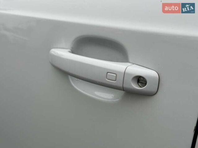 Белый Ауди А5, объемом двигателя 1.98 л и пробегом 144 тыс. км за 11990 $, фото 16 на Automoto.ua