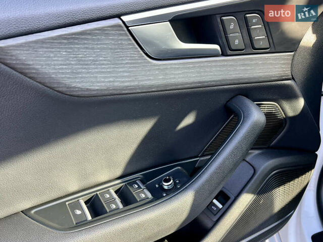 Белый Ауди А5, объемом двигателя 1.98 л и пробегом 65 тыс. км за 27500 $, фото 16 на Automoto.ua