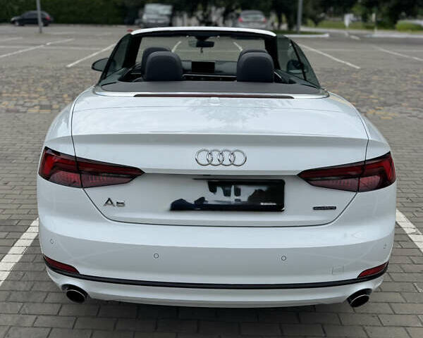 Белый Ауди А5, объемом двигателя 1.98 л и пробегом 99 тыс. км за 25550 $, фото 4 на Automoto.ua