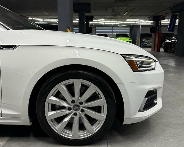 Белый Ауди А5, объемом двигателя 2 л и пробегом 41 тыс. км за 24000 $, фото 7 на Automoto.ua