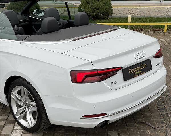 Белый Ауди А5, объемом двигателя 1.98 л и пробегом 111 тыс. км за 23900 $, фото 7 на Automoto.ua