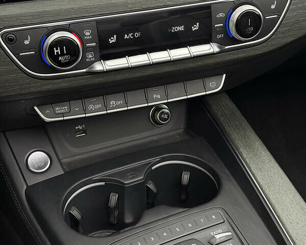 Белый Ауди А5, объемом двигателя 1.98 л и пробегом 111 тыс. км за 23900 $, фото 14 на Automoto.ua