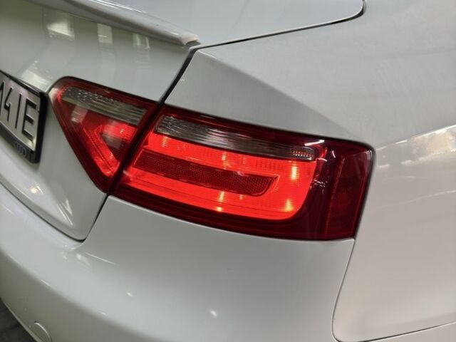 Белый Ауди А5, объемом двигателя 2.7 л и пробегом 251 тыс. км за 10200 $, фото 5 на Automoto.ua