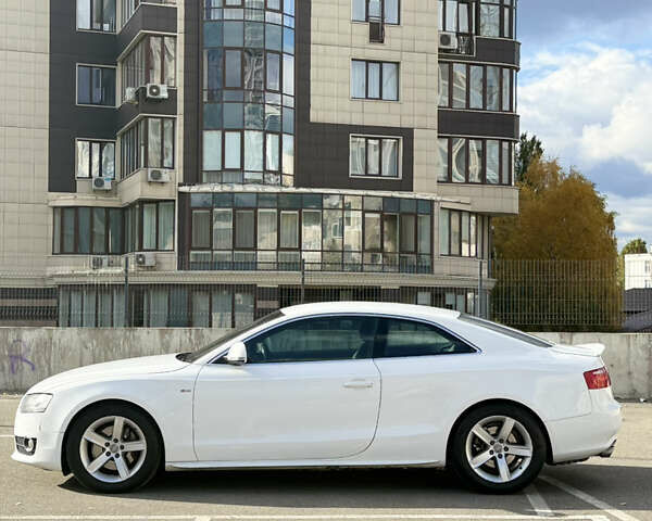 Ауди А5 2008 в Киеве на Automoto.ua Белый Ауди А5, объемом двигателя 2.7 л и пробегом 251 тыс. км за 8500 $, фото 11 на Automoto.ua
