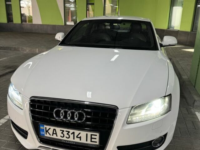 Белый Ауди А5, объемом двигателя 2.7 л и пробегом 251 тыс. км за 10200 $, фото 15 на Automoto.ua