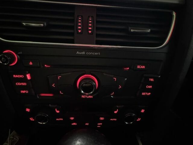 Белый Ауди А5, объемом двигателя 2.7 л и пробегом 251 тыс. км за 10200 $, фото 12 на Automoto.ua