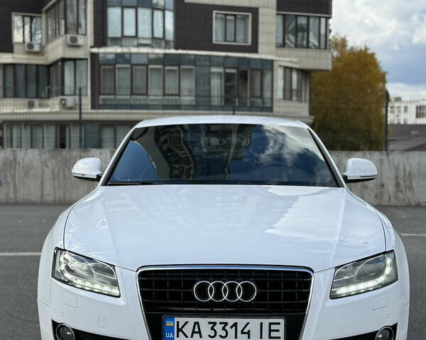 Ауди А5 2008 в Киеве на Automoto.ua Белый Ауди А5, объемом двигателя 2.7 л и пробегом 251 тыс. км за 8500 $, фото 7 на Automoto.ua
