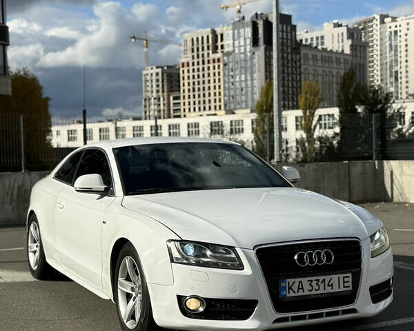 Ауди А5 2008 в Киеве на Automoto.ua Белый Ауди А5, объемом двигателя 2.7 л и пробегом 251 тыс. км за 8500 $, фото 4 на Automoto.ua