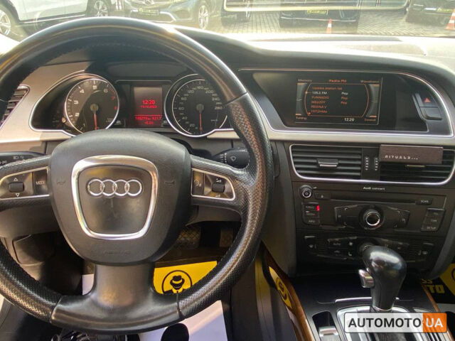 Білий Ауді A5, об'ємом двигуна 3.2 л та пробігом 199 тис. км за 10500 $, фото 13 на Automoto.ua