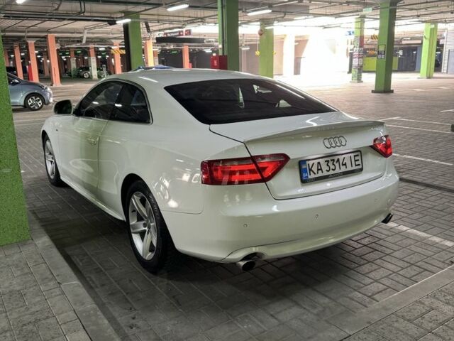 Белый Ауди А5, объемом двигателя 2.7 л и пробегом 251 тыс. км за 10200 $, фото 3 на Automoto.ua