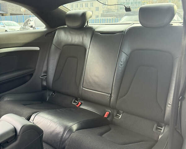 Ауди А5 2008 в Киеве на Automoto.ua Белый Ауди А5, объемом двигателя 2.7 л и пробегом 251 тыс. км за 8500 $, фото 16 на Automoto.ua