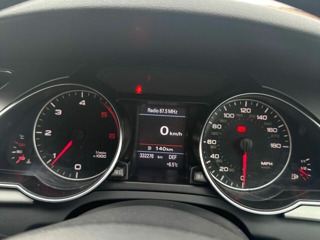 Білий Ауді A5, об'ємом двигуна 2 л та пробігом 332 тис. км за 4125 $, фото 5 на Automoto.ua