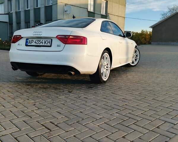 Ауди А5 2009 в Николаеве на Automoto.ua Белый Ауди А5, объемом двигателя 3.2 л и пробегом 241 тыс. км за 10500 $, фото 5 на Automoto.ua