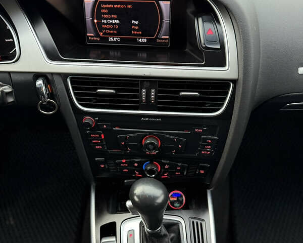 Белый Ауди А5, объемом двигателя 2 л и пробегом 282 тыс. км за 9999 $, фото 57 на Automoto.ua