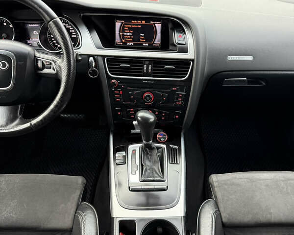 Белый Ауди А5, объемом двигателя 2 л и пробегом 282 тыс. км за 9999 $, фото 56 на Automoto.ua