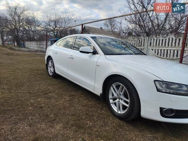 Белый Ауди А5, объемом двигателя 1.98 л и пробегом 213 тыс. км за 12500 $, фото 17 на Automoto.ua