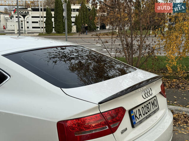 Белый Ауди А5, объемом двигателя 1.98 л и пробегом 196 тыс. км за 11600 $, фото 7 на Automoto.ua