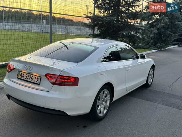 Белый Ауди А5, объемом двигателя 1.8 л и пробегом 30 тыс. км за 15700 $, фото 14 на Automoto.ua