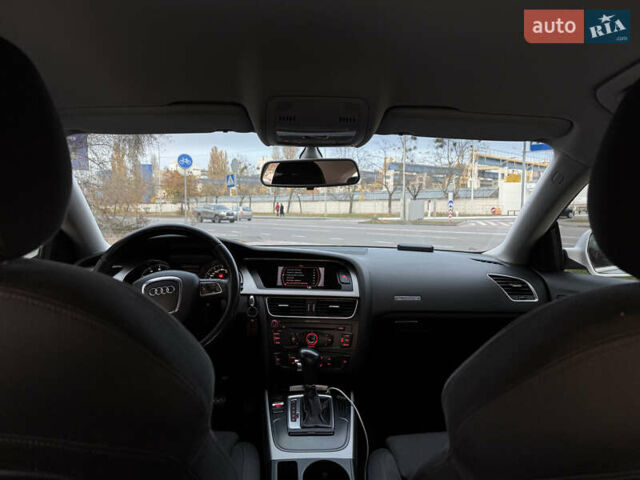 Белый Ауди А5, объемом двигателя 2 л и пробегом 196 тыс. км за 10200 $, фото 10 на Automoto.ua