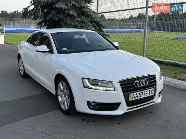 Белый Ауди А5, объемом двигателя 1.8 л и пробегом 30 тыс. км за 15700 $, фото 6 на Automoto.ua