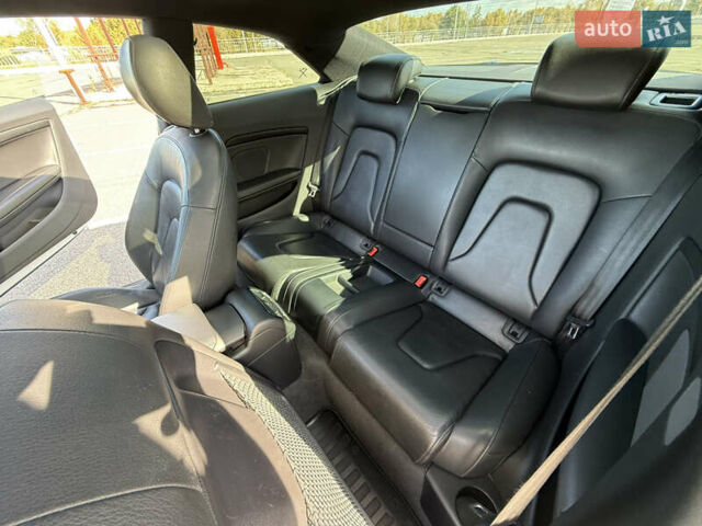 Белый Ауди А5, объемом двигателя 1.98 л и пробегом 218 тыс. км за 9990 $, фото 22 на Automoto.ua