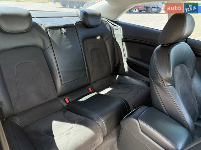 Белый Ауди А5, объемом двигателя 1.98 л и пробегом 152 тыс. км за 12300 $, фото 11 на Automoto.ua
