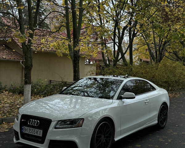 Белый Ауди А5, объемом двигателя 1.98 л и пробегом 222 тыс. км за 11700 $, фото 4 на Automoto.ua