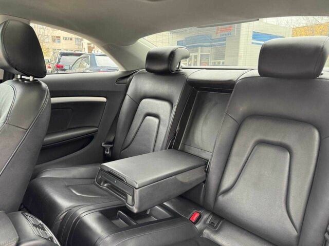 Білий Ауді A5, об'ємом двигуна 2 л та пробігом 220 тис. км за 8900 $, фото 9 на Automoto.ua
