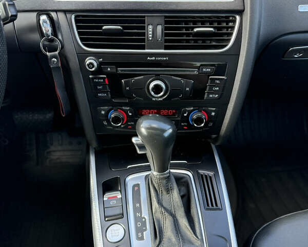 Белый Ауди А5, объемом двигателя 1.98 л и пробегом 218 тыс. км за 9990 $, фото 31 на Automoto.ua