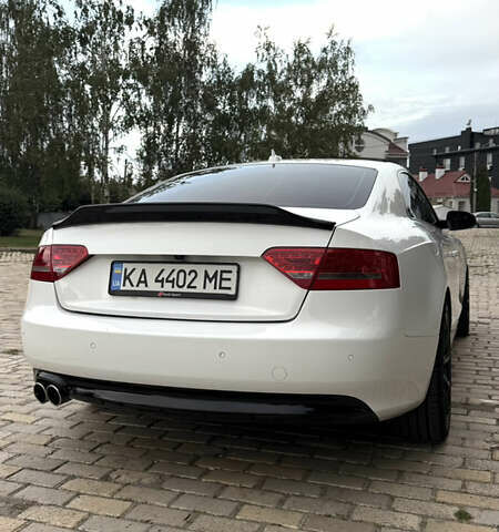 Белый Ауди А5, объемом двигателя 1.98 л и пробегом 230 тыс. км за 11500 $, фото 7 на Automoto.ua