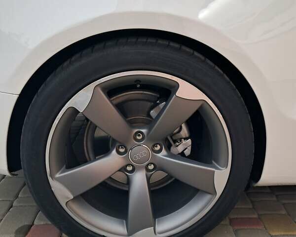 Ауди А5 2011 в Гадяче на Automoto.ua Белый Ауди А5, объемом двигателя 1.98 л и пробегом 201 тыс. км за 11500 $, фото 10 на Automoto.ua