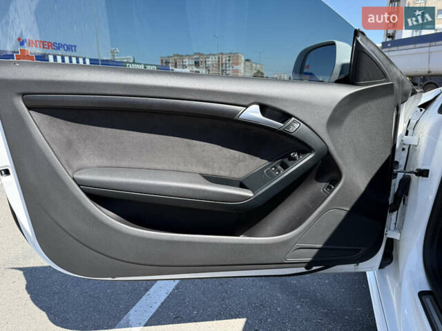 Белый Ауди А5, объемом двигателя 1.98 л и пробегом 152 тыс. км за 11900 $, фото 16 на Automoto.ua