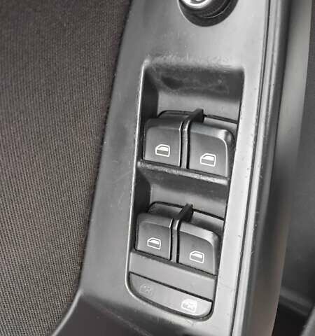 Белый Ауди А5, объемом двигателя 1.8 л и пробегом 171 тыс. км за 9700 $, фото 1 на Automoto.ua