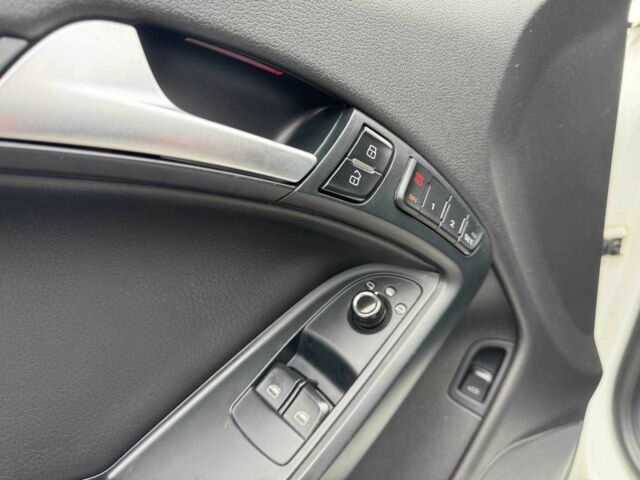 Білий Ауді A5, об'ємом двигуна 2 л та пробігом 220 тис. км за 8900 $, фото 10 на Automoto.ua