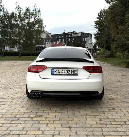 Белый Ауди А5, объемом двигателя 1.98 л и пробегом 230 тыс. км за 11500 $, фото 6 на Automoto.ua