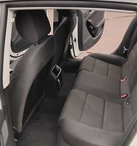 Білий Ауді A5, об'ємом двигуна 1.8 л та пробігом 177 тис. км за 9700 $, фото 10 на Automoto.ua