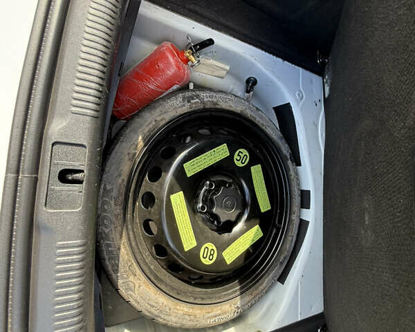 Белый Ауди А5, объемом двигателя 1.98 л и пробегом 218 тыс. км за 9990 $, фото 36 на Automoto.ua