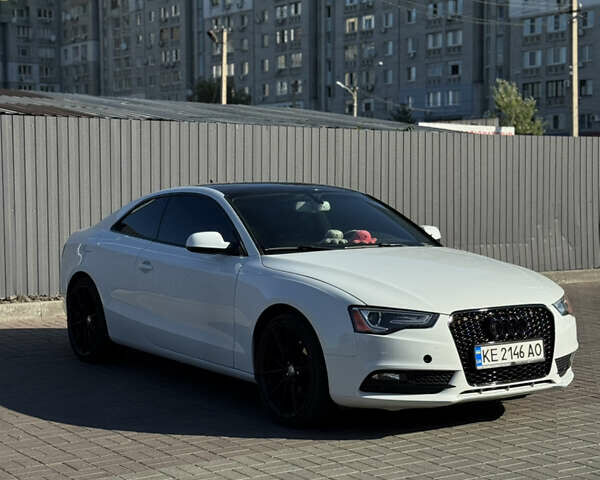 Білий Ауді A5, об'ємом двигуна 1.98 л та пробігом 124 тис. км за 13200 $, фото 8 на Automoto.ua