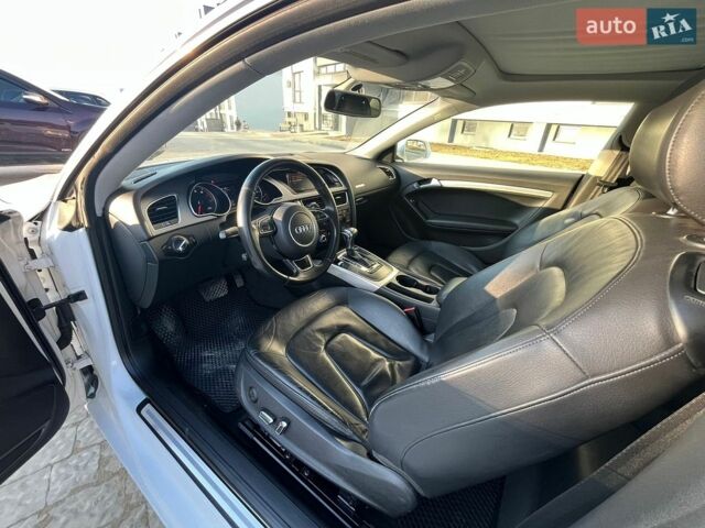 Білий Ауді A5, об'ємом двигуна 2 л та пробігом 197 тис. км за 12500 $, фото 13 на Automoto.ua