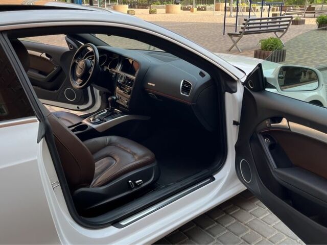 Белый Ауди А5, объемом двигателя 2 л и пробегом 119 тыс. км за 13800 $, фото 17 на Automoto.ua