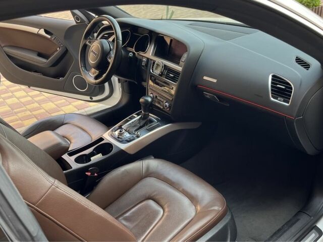 Белый Ауди А5, объемом двигателя 2 л и пробегом 119 тыс. км за 13800 $, фото 16 на Automoto.ua