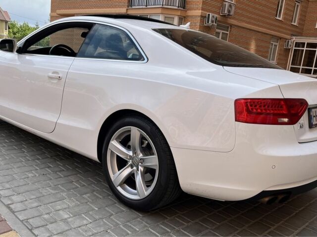 Белый Ауди А5, объемом двигателя 2 л и пробегом 119 тыс. км за 13800 $, фото 22 на Automoto.ua