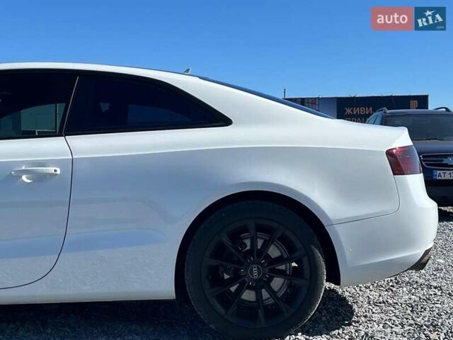 Білий Ауді A5, об'ємом двигуна 2 л та пробігом 163 тис. км за 11990 $, фото 39 на Automoto.ua
