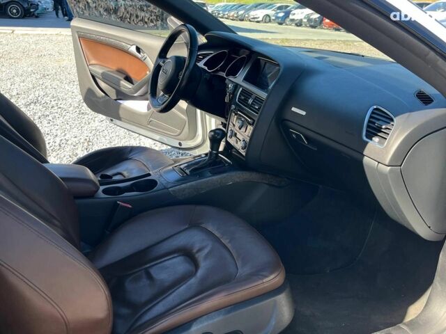 Білий Ауді A5, об'ємом двигуна 2 л та пробігом 163 тис. км за 11990 $, фото 7 на Automoto.ua
