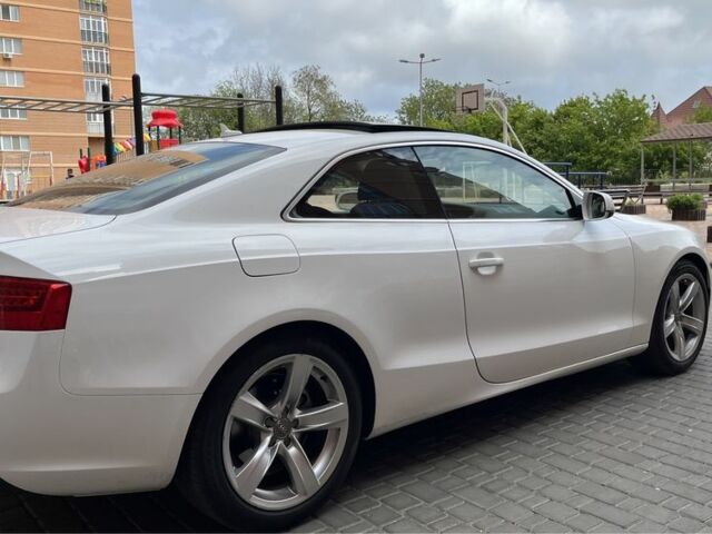 Белый Ауди А5, объемом двигателя 2 л и пробегом 119 тыс. км за 13800 $, фото 10 на Automoto.ua